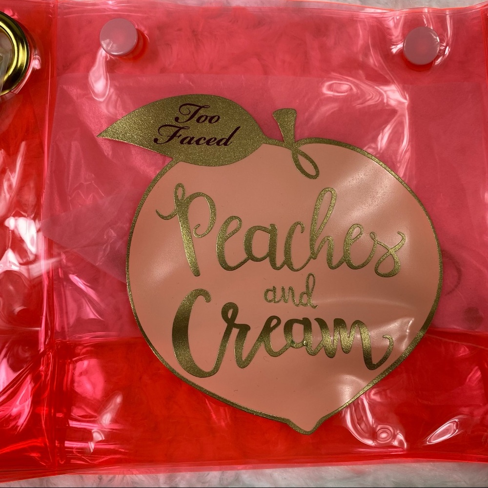Too Faced Limited Peaches & Cream Cosmetic bag NEW - Picture 4 of 10